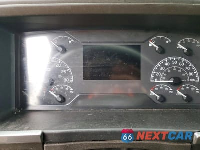 Zdjęcie 8 z 10 samochodu: 2021 VOLVO VN VIN:4V4NC9EH6MN270511 - miniatura