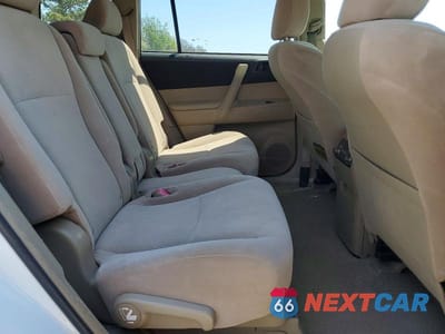 Zdjęcie 11 z 13 samochodu: 2008 TOYOTA HIGHLANDER BASE VIN:JTEES41A082085741 - miniatura