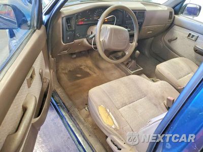 Zdjęcie 8 z 13 samochodu: 1997 TOYOTA TACOMA XTRACAB VIN:4TAWN72N4VZ253320 - miniatura