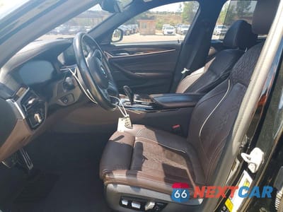 Zdjęcie 7 z 12 samochodu: 2020 BMW M550XI VIN:WBAJS7C05LCD53856 - miniatura