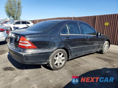 Trzecie zdjęcie samochodu z tyłu: 2002 MERCEDES-BENZ C 240 VIN:WDBRF61J42F135982 - miniatura