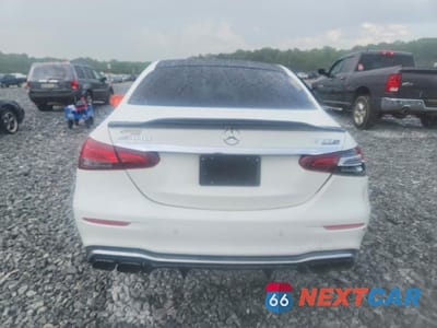 Zdjęcie 6 z 12 samochodu: 2021 MERCEDES-BENZ E 63 AMG-S 4MATIC VIN:W1KZF8KB8MA885332 - miniatura