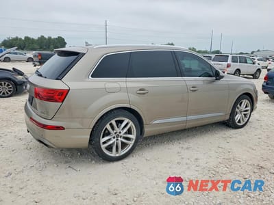 Trzecie zdjęcie samochodu z tyłu: 2017 AUDI Q7 PRESTIGE VIN:WA1VAAF77HD023125 - miniatura