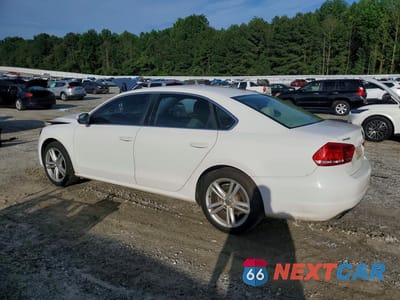 Drugie zdjęcie samochodu z przodu: 2014 VOLKSWAGEN PASSAT SE VIN:1VWBS7A38EC100824 - miniatura