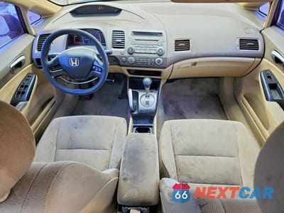 Zdjęcie 8 z 12 samochodu: 2006 HONDA CIVIC VIN:1HGFA165X6L145913 - miniatura