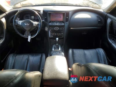 Zdjęcie 8 z 12 samochodu: 2014 INFINITI QX70 BASE VIN:JN8CS1MU3EM450675 - miniatura