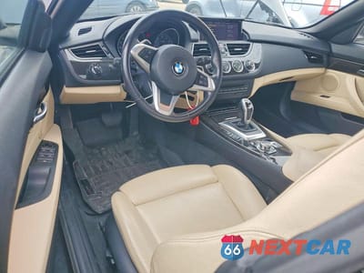 Zdjęcie 8 z 12 samochodu: 2016 BMW Z4 SDRIVE28I VIN:WBALL5C56G5A20405 - miniatura