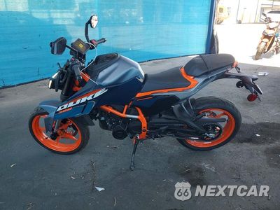 Trzecie zdjęcie samochodu z tyłu: 2024 KTM 390 DUKE VIN:MD2JPJ40XRN276163 - miniatura