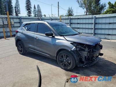 Czwarte zdjęcie samochodu z boku: 2024 NISSAN KICKS SR VIN:3N1CP5DV5RL509063 - miniatura