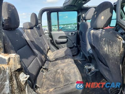 Zdjęcie 10 z 13 samochodu: 2023 JEEP GLADIATOR SPORT VIN:1C6HJTAG0PL584624 - miniatura
