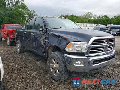 Czwarte zdjęcie samochodu z boku: 2014 RAM 3500 SLT VIN:3C63R3DJXEG255272 - miniatura