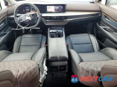 Zdjęcie 8 z 13 samochodu: 2025 NISSAN MURANO PLATINUM VIN:5N1AZ3DT6SC130197 - miniatura