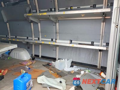 Zdjęcie 10 z 12 samochodu: 2012 MERCEDES BENZ SPRINTER 2500 DELIVERY VAN VIN:WD3PE8CB6C5693007 - miniatura