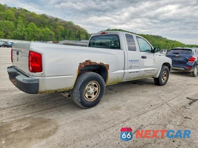 Trzecie zdjęcie samochodu z tyłu: 2006 DODGE DAKOTA ST VIN:1D7HE22K96S510963 - miniatura