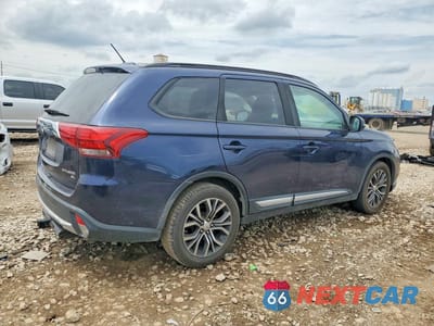 Trzecie zdjęcie samochodu z tyłu: 2016 MITSUBISHI OUTLANDER SE VIN:JA4AD3A3XGZ063030 - miniatura