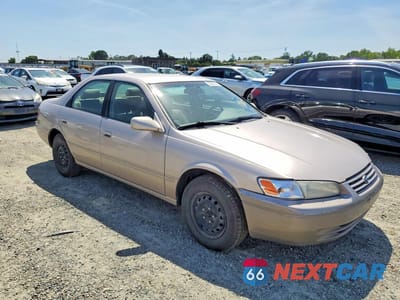 Czwarte zdjęcie samochodu z boku: 1997 TOYOTA CAMRY LE VIN:4T1BG22K3VU792672 - miniatura