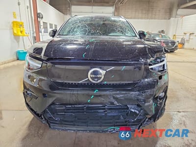 Piąte zdjęcie samochodu w środku: 2023 VOLVO XC40 RECHARGE ULTIMATE VIN:YV4ED3UM7P2096830 - miniatura