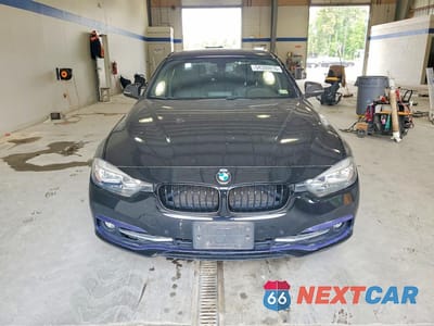Piąte zdjęcie samochodu w środku: 2016 BMW 328 I SULEV VIN:WBA8E9G52GNT46765 - miniatura