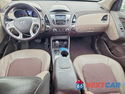 Zdjęcie 8 z 13 samochodu: 2011 HYUNDAI TUCSON GLS VIN:KM8JU3AC7BU125930 - miniatura