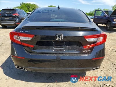 Zdjęcie 6 z 12 samochodu: 2018 HONDA ACCORD SPORT VIN:1HGCV1F38JA133382 - miniatura