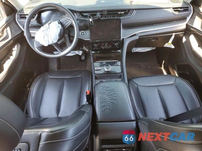 Zdjęcie 8 z 12 samochodu: 2023 JEEP GRAND CHEROKEE LIMITED VIN:1C4RJHBG8P8898050 - miniatura