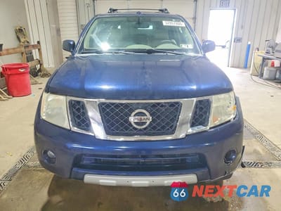 Piąte zdjęcie samochodu w środku: 2011 NISSAN PATHFINDER S VIN:5N1AR1NBXBC621091 - miniatura