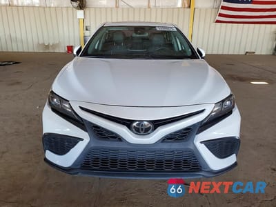 Piąte zdjęcie samochodu w środku: 2023 TOYOTA CAMRY SE VIN:4T1S11AK4PU733260 - miniatura