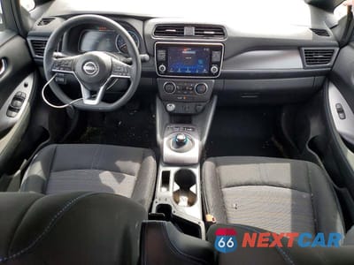 Zdjęcie 8 z 12 samochodu: 2025 NISSAN LEAF S VIN:1N4AZ1BV9SC565430 - miniatura