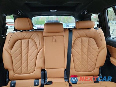 Zdjęcie 10 z 14 samochodu: 2026 BMW X7 XDRIVE40I VIN:5UX23EM04T9036909 - miniatura