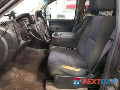Zdjęcie 7 z 13 samochodu: 2010 CHEVROLET SILVERADO K1500 LT VIN:3GCRKSE30AG166256 - miniatura
