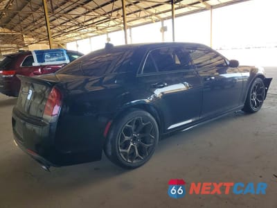 Trzecie zdjęcie samochodu z tyłu: 2017 CHRYSLER 300 S VIN:2C3CCABG5HH668862 - miniatura