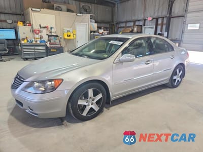 2006 ACURA RL JH4KB16586C010342 - główne zdjęcie licytacji z USA - miniatura