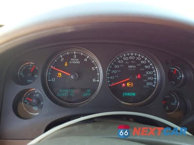 Zdjęcie 9 z 13 samochodu: 2014 CHEVROLET SUBURBAN K1500 LS VIN:1GNSKHE72ER180017 - miniatura