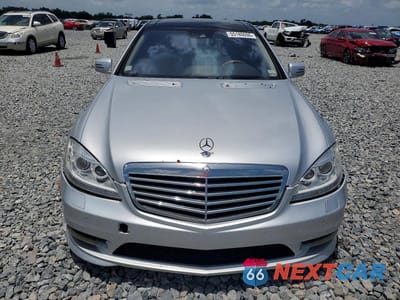 Piąte zdjęcie samochodu w środku: 2011 MERCEDES-BENZ S 550 4MATIC VIN:WDDNG8GB9BA409219 - miniatura