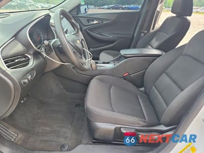 Zdjęcie 7 z 12 samochodu: 2020 CHEVROLET MALIBU LS VIN:1G1ZB5ST6LF007048 - miniatura