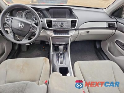 Zdjęcie 8 z 12 samochodu: 2013 HONDA ACCORD LX VIN:1HGCR2F36DA095570 - miniatura