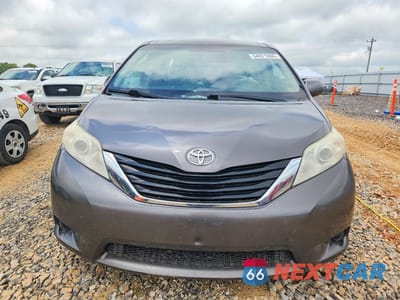Piąte zdjęcie samochodu w środku: 2012 TOYOTA SIENNA LE VIN:5TDKK3DC0CS196192 - miniatura