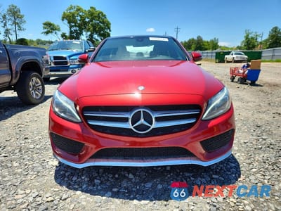 Piąte zdjęcie samochodu w środku: 2017 MERCEDES-BENZ C 300 VIN:55SWF4JB1HU229346 - miniatura