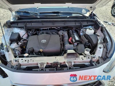 Zdjęcie 12 z 14 samochodu: 2021 TOYOTA HIGHLANDER L VIN:5TDCZRAH8MS529050 - miniatura