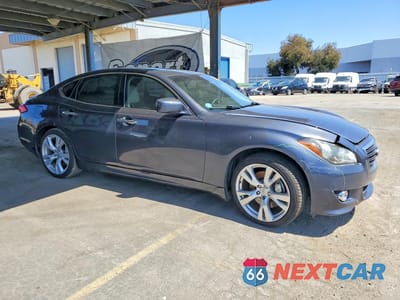 Czwarte zdjęcie samochodu z boku: 2011 INFINITI M37 BASE VIN:JN1BY1AP7BM324032 - miniatura