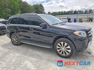 Czwarte zdjęcie samochodu z boku: 2017 MERCEDES-BENZ GLS 450 4MATIC VIN:4JGDF6EE7HA744333 - miniatura