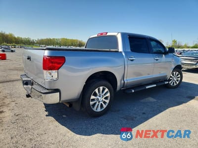 Trzecie zdjęcie samochodu z tyłu: 2011 TOYOTA TUNDRA CREWMAX LIMITED VIN:5TFHY5F10BX177828 - miniatura