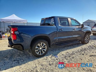 Trzecie zdjęcie samochodu z tyłu: 2020 CHEVROLET SILVERADO K1500 LT VIN:3GCUYDED1LG438264 - miniatura