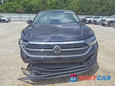 Piąte zdjęcie samochodu w środku: 2024 VOLKSWAGEN JETTA SE VIN:3VWEM7BU3RM070134 - miniatura
