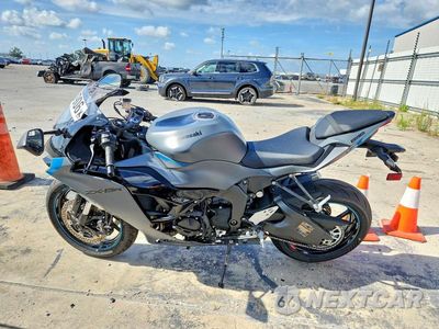 Trzecie zdjęcie samochodu z tyłu: 2025 KAWASAKI ZX636 K VIN:JKBZXJK10SA008696 - miniatura