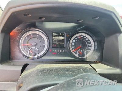 Zdjęcie 9 z 12 samochodu: 2019 RAM 1500 CLASSIC SLT VIN:1C6RR6TTXKS693180 - miniatura