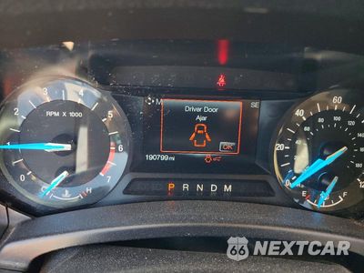 Zdjęcie 9 z 14 samochodu: 2017 FORD EXPEDITION EL XLT VIN:1FMJK1JT9HEA08508 - miniatura