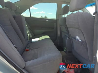 Zdjęcie 10 z 12 samochodu: 2005 TOYOTA CAMRY LE VIN:JTDBE32K850313640 - miniatura