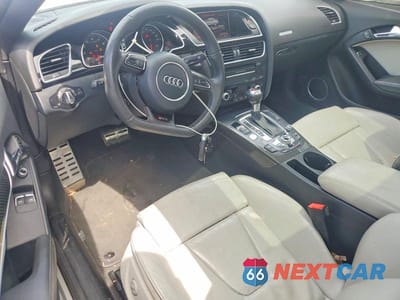 Zdjęcie 8 z 12 samochodu: 2013 AUDI RS5 VIN:WUAC6AFR0DA901685 - miniatura