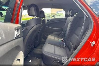 Zdjęcie 6 z 10 samochodu: 2016 HYUNDAI TUCSON SE VIN:KM8J33A43GU117066 - miniatura